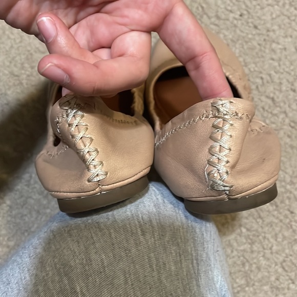 ❤️🔥SOLD❤️🔥Lucky Brand Tan flats - Picture 2 of 5